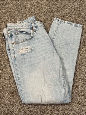 H&M Distressed Low Waist Boyfriend Jeans-8